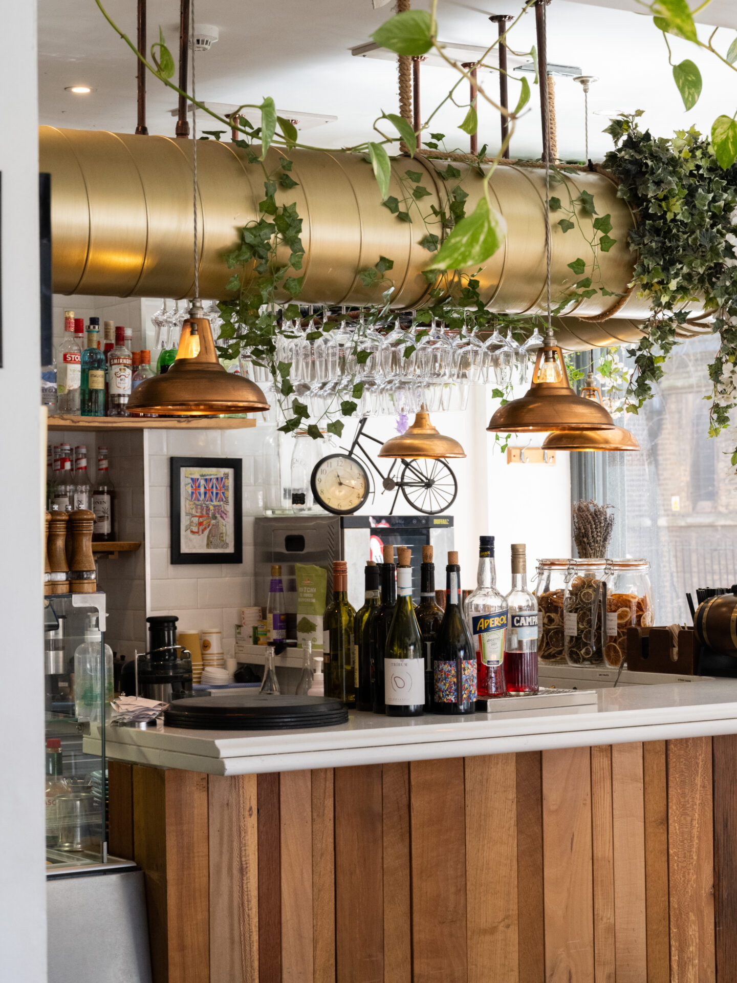 Inside Casa Tua, an Italian restaurant near Kings Cross station