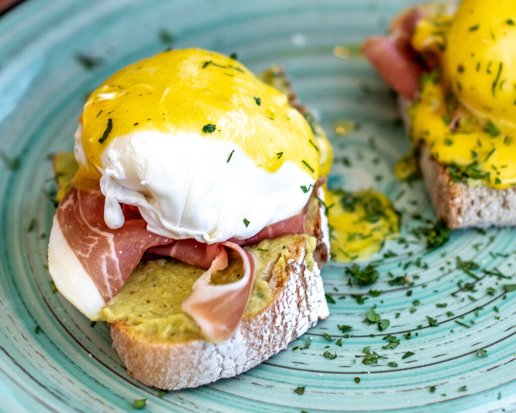Benedict brunch near Kings Cross station